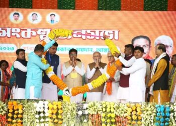 চাঁদা আর ঝান্ডাবাজিকে রেড কার্ড দেখিয়েছে ত্রিপুরা : মোদি