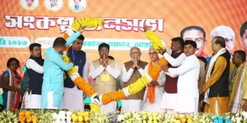 চাঁদা আর ঝান্ডাবাজিকে রেড কার্ড দেখিয়েছে ত্রিপুরা : মোদি