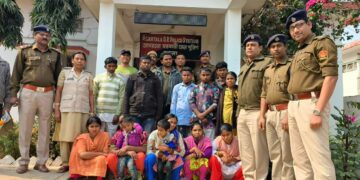 ৮ রোহিঙ্গা আটক