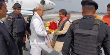 বিজেপির প্রচারে রাজ্যে এলেন কেন্দ্রীয় প্রতিরক্ষা মন্ত্রী