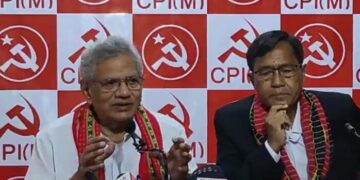 স্বাভাবিক সরকার চাইছে রাজ্যবাসী : সীতারাম ইয়েচুরি