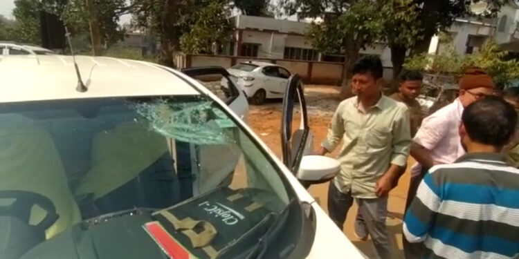 বিরোধী জোটের প্রার্থী অশোক দেববর্মার উপর প্রাণঘাতী আক্রমণ।