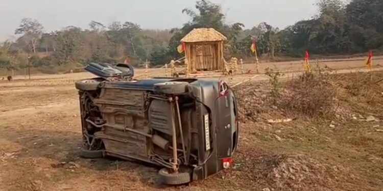 টাকারজলায় আইপিএফটির প্রার্থীর বাড়িতে হামলা।