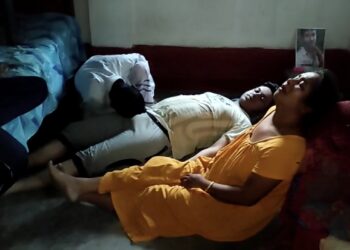 ফাঁসিতে আত্মঘাতী এক যুবক।