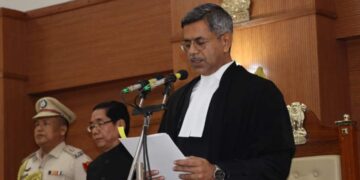 উচ্চ আদালতের নবনিযুক্ত প্রধান বিচারপতির শপথ গ্রহণ।