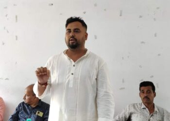 বিশালগড়ের বিধায়ক জনগণের সেবায় সদা জাগ্রত।