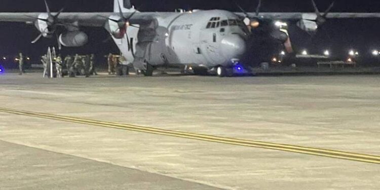 এমবিবি বিমানবন্দরে বায়ুসেনার গজরাজ বিমান