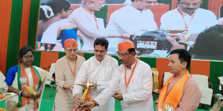 কার্যকারিনী বৈঠকের শুভ উদ্বোধন করেন মুখ্যমন্ত্রী ডাঃমানিক সাহা