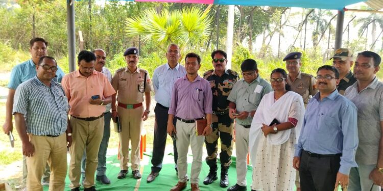 কমলাসাগর সীমান্ত হাটে দুই দেশের প্রতিনিধি দলের বৈঠক অনুষ্ঠিত