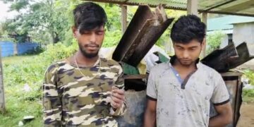 চুরি করতে এসে এলাকাবাসীর হাতে আটক দুই চুর