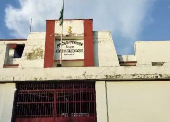 কেন্দ্রীয় সংশোধনাগার পরিদর্শনে আসেন কারামন্ত্রী