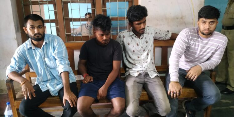 পুলিশের জালে চার অপহরণকারী