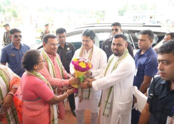 সিপাহীজলা জেলায় পর্যালোচনা বৈঠকে মুখ্যমন্ত্রী