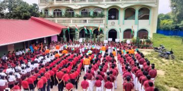 চন্দ্রায়ণ-৩ মিশন সফল হওয়ায় খুশির জোয়ার বিশালগড় আনন্দমার্গ স্কুলে