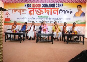 চাঁদা নিয়ে ক্লাবগুলিকে সতর্ক করলেন মুখ্যমন্ত্রী