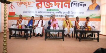 চাঁদা নিয়ে ক্লাবগুলিকে সতর্ক করলেন মুখ্যমন্ত্রী