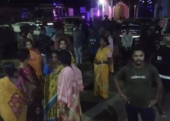 দীর্ঘ জল্পনার অবসান ঘটিয়ে বন্ধ হল আনন্দমেলা