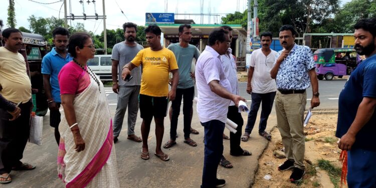 মুক্তিযোদ্ধাদের স্মৃতি সৌধ পুনরায় নির্মাণের উদ্যোগ