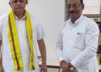 বি এল সন্তোষের সাথে বৈঠকে রাজিব