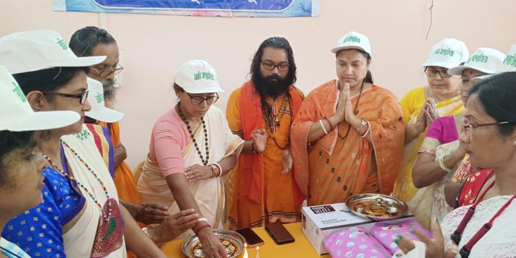 আমি অপরাজিতা সামাজিক সংস্থার প্রথম বর্ষপূতি উপলক্ষে অনুষ্ঠিত হয়েছে বিভিন্ন কর্মসূচি