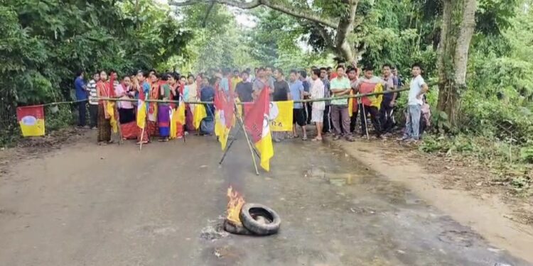 তিপ্রা মথার বার ঘন্টার বনধ সফল বিশালগড় মহকুমায়