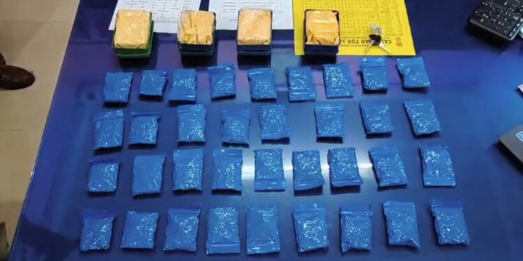 ৪৫ লক্ষ টাকার হেরোইন ও ইয়াবা ট্যাবলেট সহ পুলিশের হাতে আটক এক