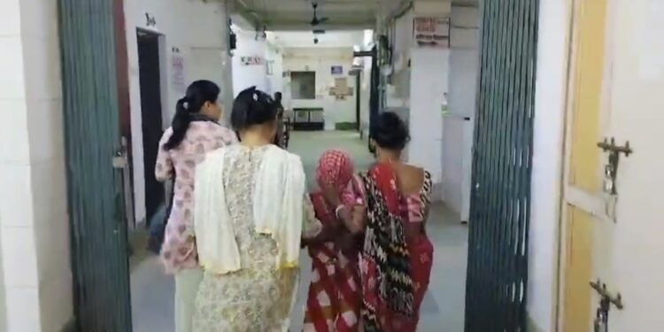 নাবালক ছেলের দ্বারা ধর্ষনের শিকার ৯ বছরের এক নাবালিকা