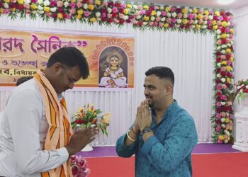 বিশালগড়ে শারদ সৈনিকদের সম্মাননা প্রদান বিধায়ক সুশান্ত দেবের উদ্যোগে