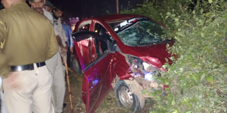 বিশালগড় ২নং গেইট জাতীয় সড়কে বাইক ও মারুতি সংঘর্ষে গুরুতর আহত ৩