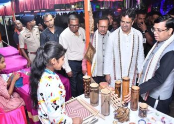 যুবদের সঠিক দিশায় পরিচালিত করলে দেশের উন্নয়ন সম্ভব :মুখ্যমন্ত্রী