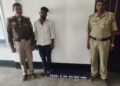 আগরতলা রেল স্টেশন থেকে ১২০ বোতল ফ্যান্সিডল সহ আটক এক