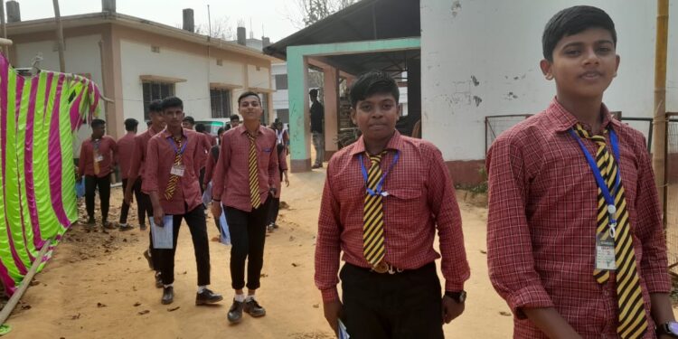 সিবিএসসি বোর্ডের মাধ্যমিক পরীক্ষা শুরু বিশালগড়ের একটি কেন্দ্রে