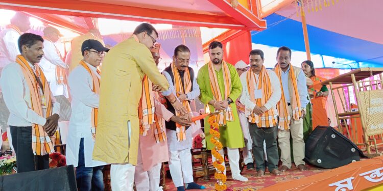 ২২০০ দলীয় কার্যকতাদের নিয়ে এক দিবসীয় কনভেনশন অনুষ্ঠিত বিশালগড়ে