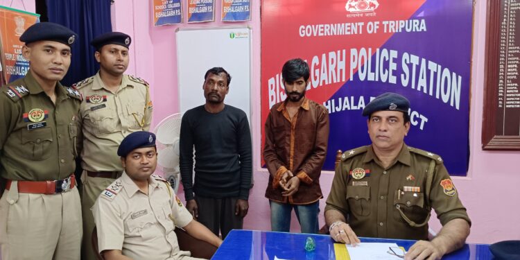 ৪৮ ঘন্টার মধ্যেই চুরি কান্ডের কিনারা করতে সক্ষম হয়েছে পুলিশ