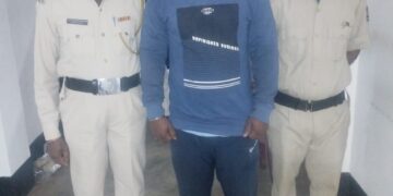 মানব পাচারকারীর এক পান্ডা আটক পুলিশের হাতে