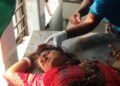 ছেলের মোটরসাইকেল থেকে ছিটকে পড়ে গুরুতর আহত মা