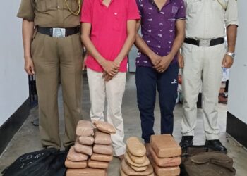 ২২ কেজি শুঁকনো গাঁজা সহ আটক দুই