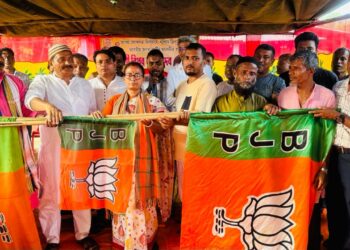 ১৭ পরিবারের ৪০ জন ভোটার সিপিএম ছেড়ে বিজেপিতে