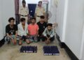 ১৬০ বোতল অবৈধ এসকফ সহ পুলিশের হাতে আটক ৫
