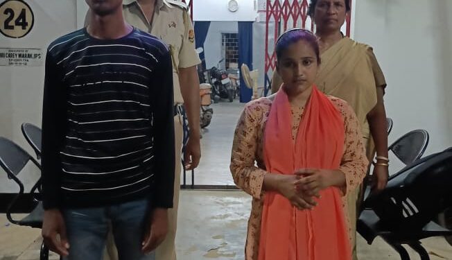 আগরতলা রেলস্টেশন পুলিশের হাতে আটক ২ বাংলাদেশী
