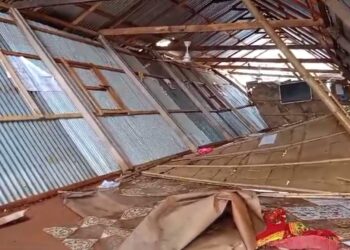 কালবৈশাখীর তাণ্ডবে ধুলিস্যাৎ বিশ্রামগঞ্জের বিস্তীর্ণ এলাকা