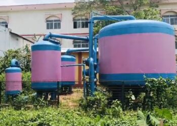 তিনদিন ধরে পানীয় জল পাচ্ছে না শতাধিক পরিবারের সাধারণ মানুষজন