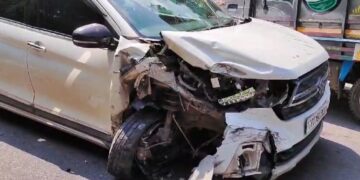 তিনটি গাড়ির সংঘর্ষে আহত চার