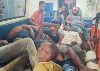 বোলেরো পিকআপ ও লড়ির সংঘর্ষে ঘটনাস্থলেই নিহত ১ আহত ৯