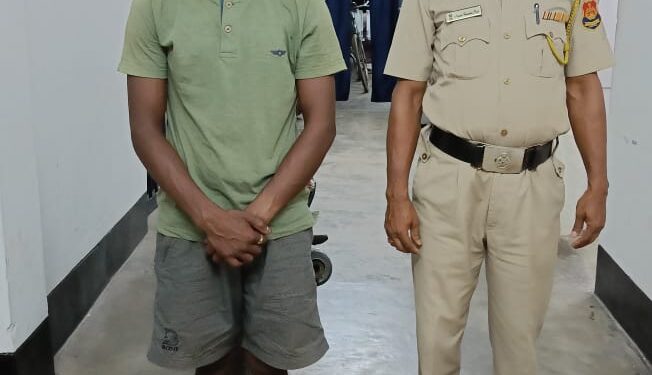 ৫ কেজি শুঁকনো গাঁজা পুলিশের হাতে আটক এক বিহারের যুবক
