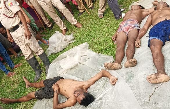 পরিত্যক্ত কুয়ো পরিষ্কার করতে গিয়ে তিন শ্রমিকের  মর্মান্তিক মৃত্যু