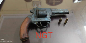 পিস্তল সহ দুই রাউন্ড তাজা বুলেট উদ্ধার