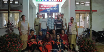 আগরতলা রেলস্টেশন পুলিশের হাতে আটক ৯ বাংলাদেশী