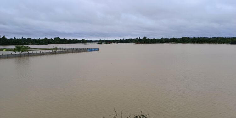 বন্যা পরিস্থিতিতে বিশালগড় মহকুমা বাসীর দুর্ভোগ বিন্দুমাত্রও কমেনি