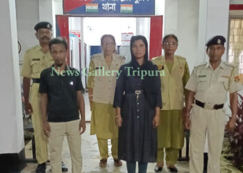 আগরতলার রেলস্টেশন পুলিশের হাতে আটক দুই রোহিঙ্গা বাংলাদেশী